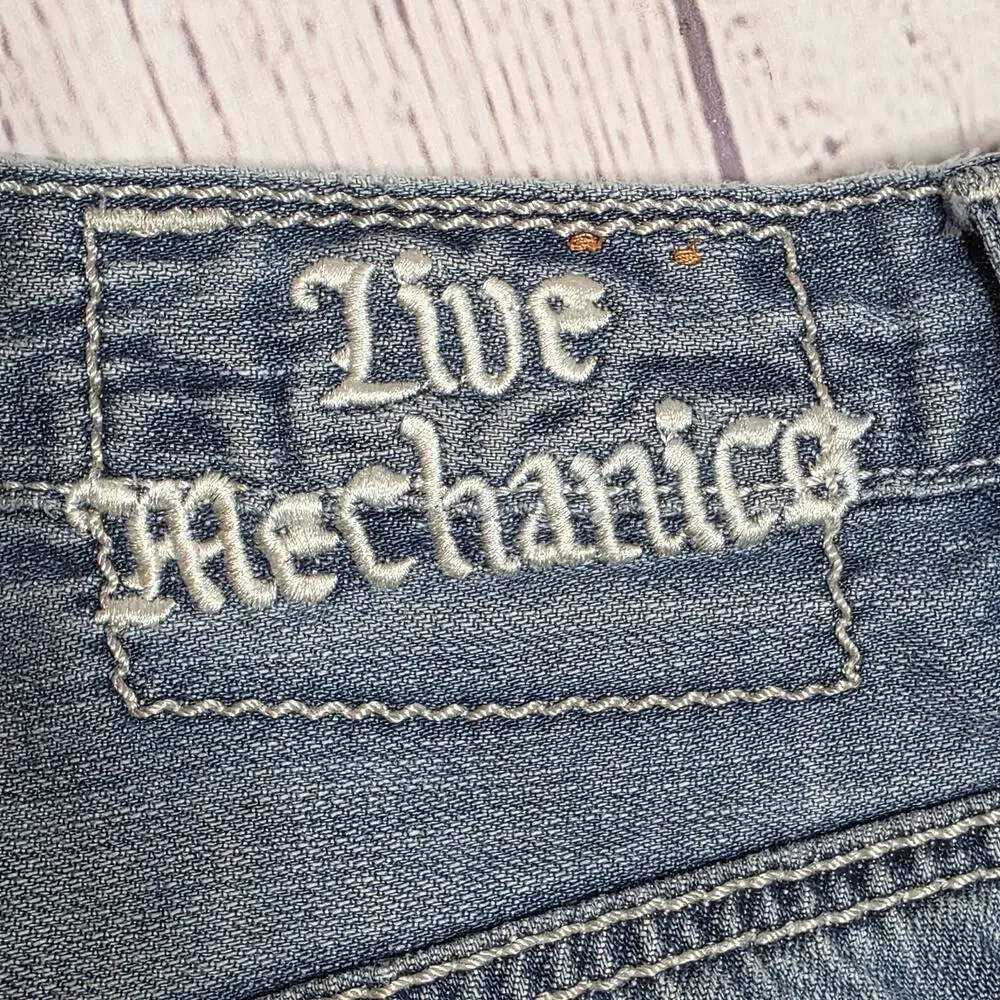 Live Mechanics Baggy Jean Shorts Jorts 42 Y2K Skater 90s Denim Embroidered